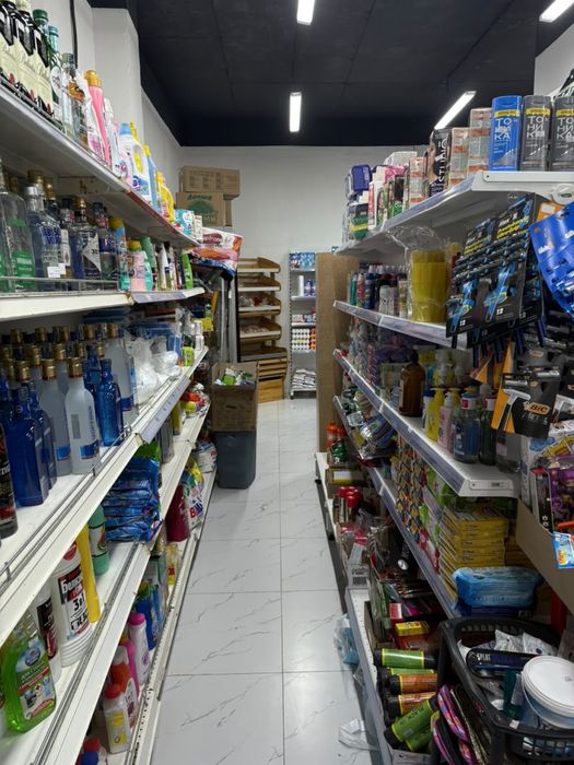Продается под бизнес магазин