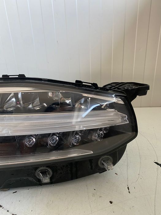 Far full LED dreapta Volvo XC90 31655159