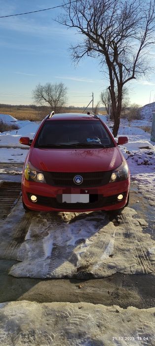 Продам машину  Gelly MK Cross