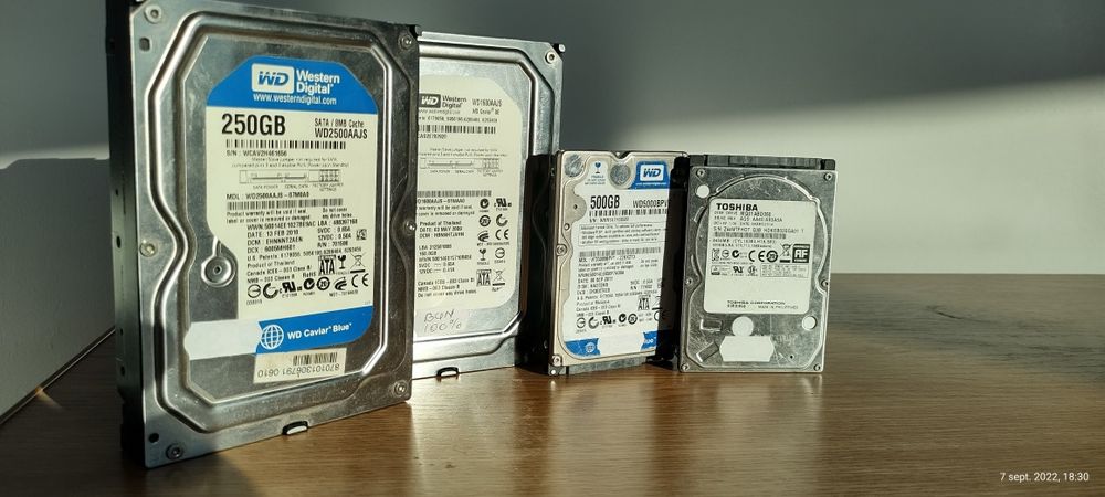 Hard Disk Pentru PC Desktop Laptop