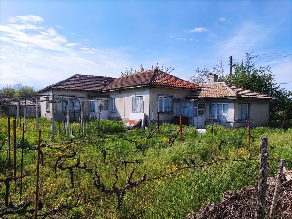 Продава се Парцел в София, Оборище - 2802 кв.м за 17 €/кв.м - Снимка #1