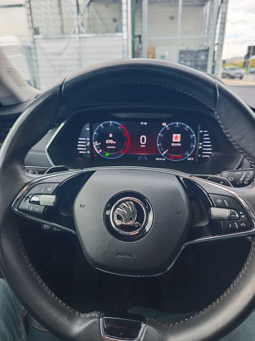 SKODA Octavia 2022 — imagine 5
