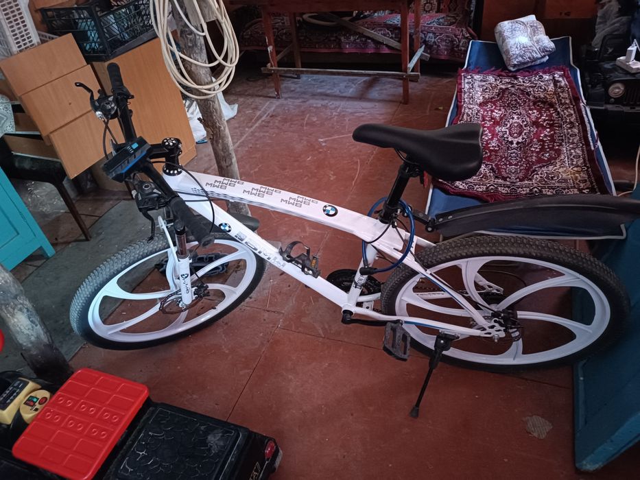 Велосипед BMW 8 скорость