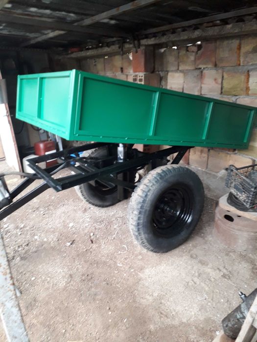 продавам ремарке  без регистрация