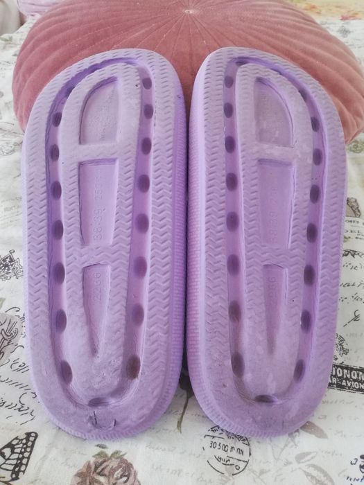 Страхотни дамски чехли на Calliope цвят лавандула