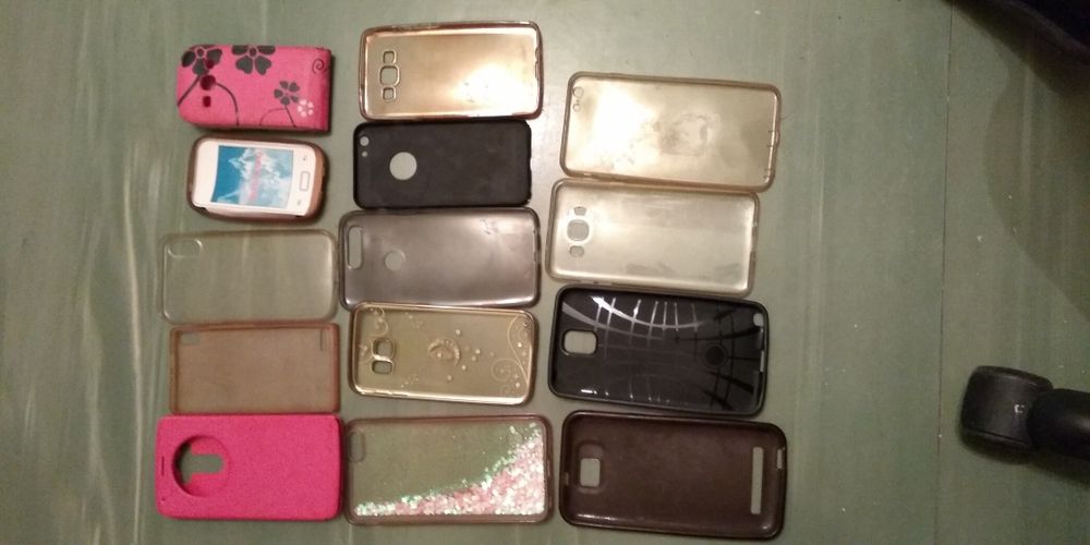 Carcase - Huse pentru diverse modele de telefoane mobile