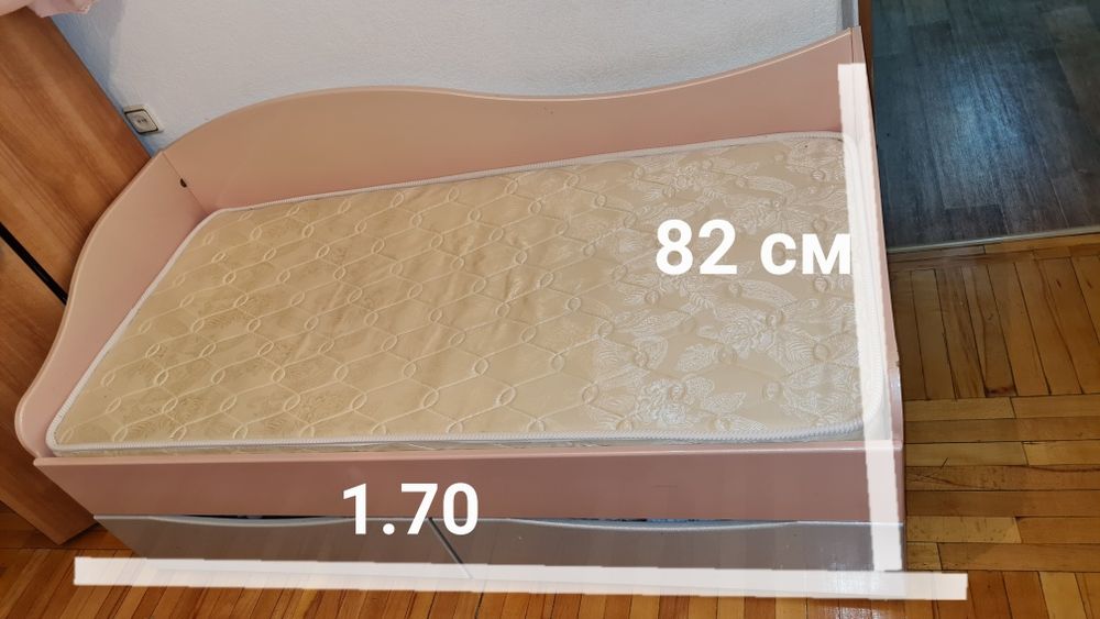 мебель для девочки,полноценный гарнитур