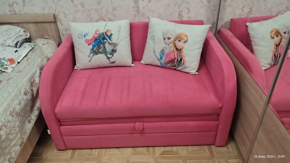 Продам детский диван