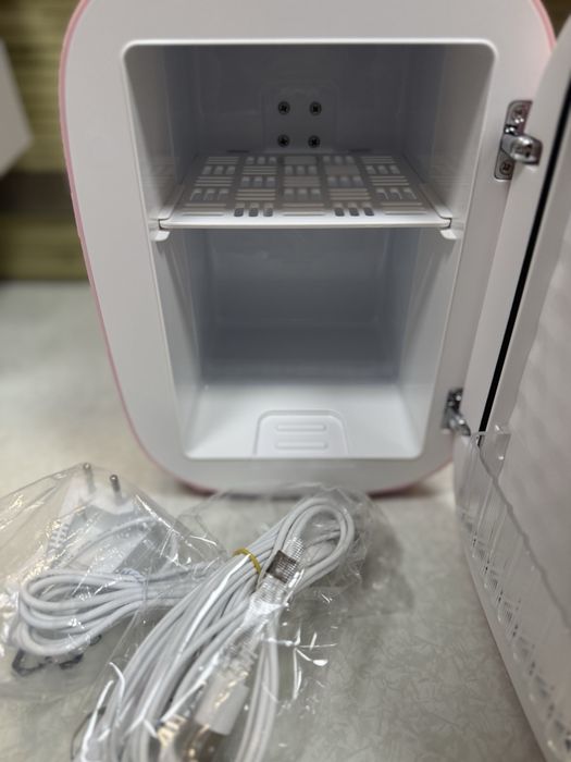 Мини хладилник Fohere 5L