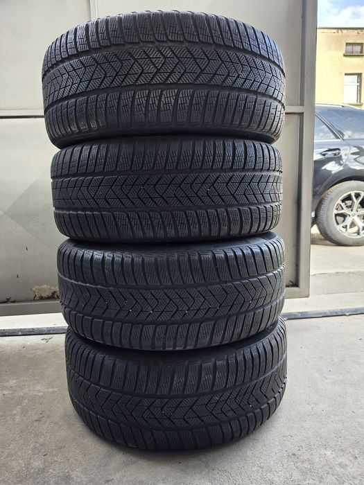 4 Броя 275/45/20 Pirelli 2x6,5mm 2x5,2mm RunFlat