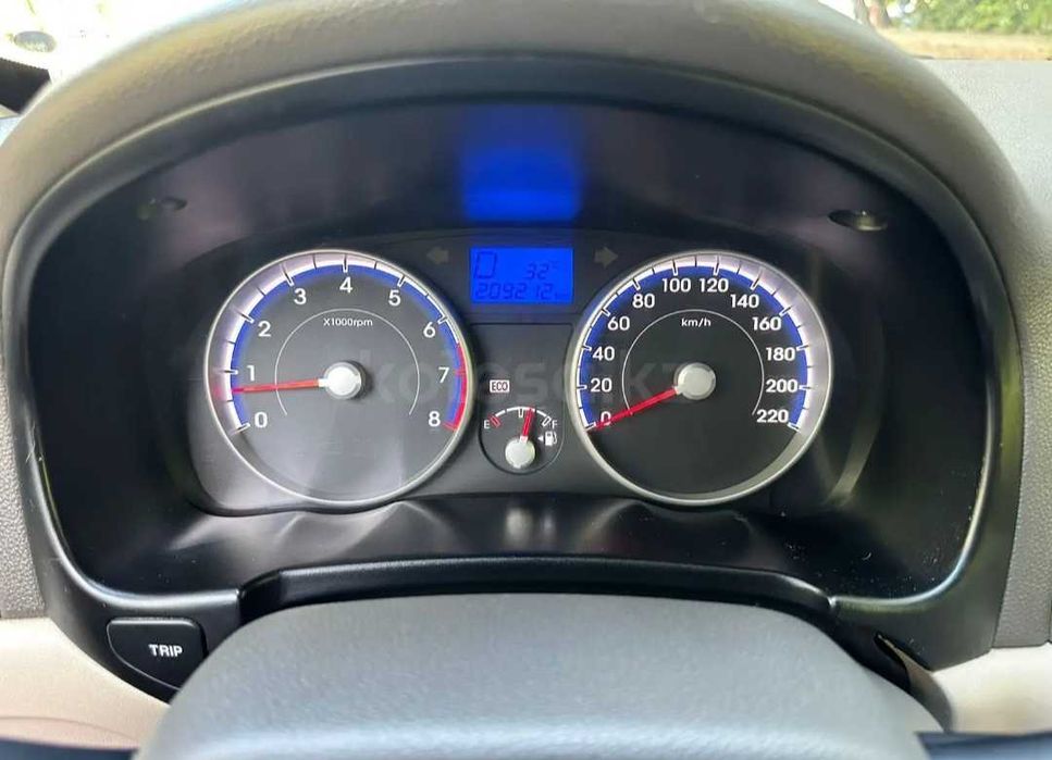 Hyundai Verna 2010 г.