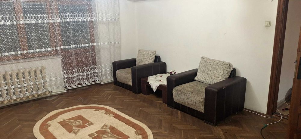 Apartament 3 camere de inchiriat, Lenin Sud