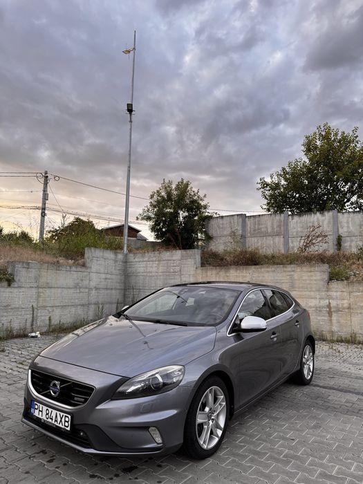 Volvo v40/2014.07/d4