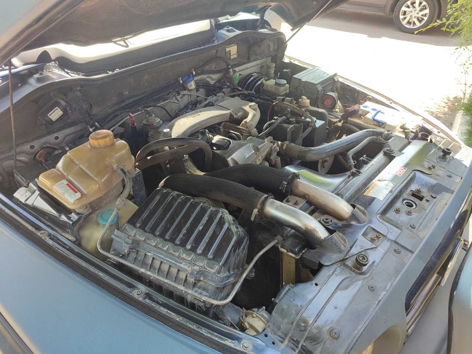 Продам машину внедорожник