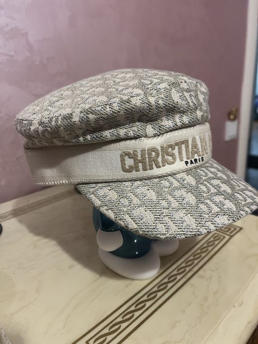 Кепка почти новая