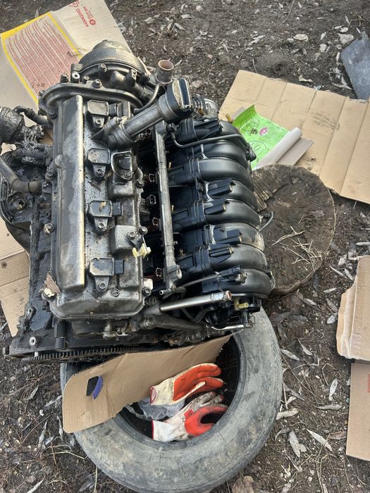 Продам Матор тоуота 200 обьем 4,7