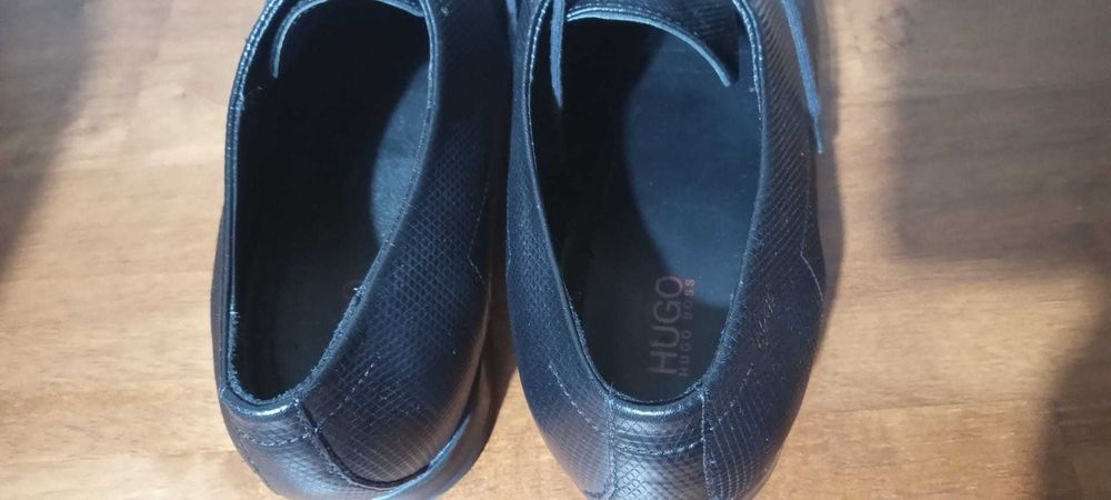 Pantofi barbati Hugo Boss - piele - mărimea 42.5