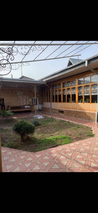 ДОМ 4,6 - ЛИМОНАРИЙ, угловой 20/23, ровной формы 180000!