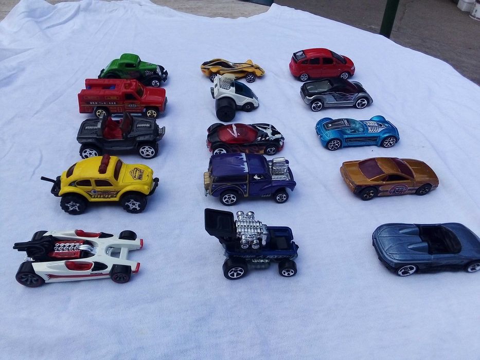 Колекция от метални колички 15 броя