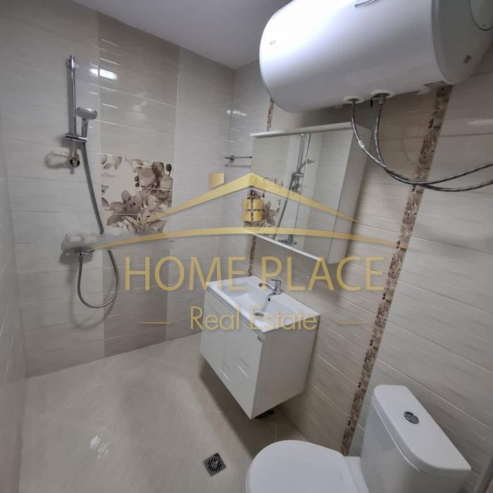 Продава се Тристаен апартамент в Варна, Възраждане 1 - 71 кв.м за 2423 €/кв.м - Снимка #6