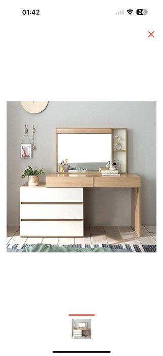 Продам столик туалетный