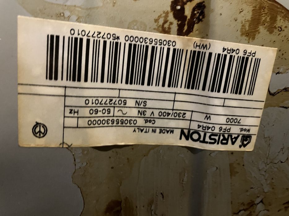 Кухненски плот с котлони Аристон