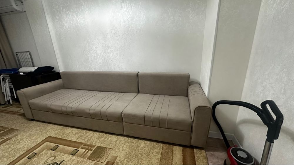 Продам диван в хорошем состояни