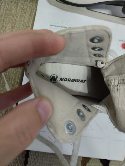 Фигурные коньки для девочки