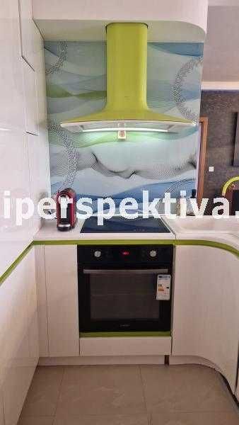 Продава се Тристаен апартамент в Пловдив, Кършияка - 100 кв.м за 1632 €/кв.м - Снимка #7