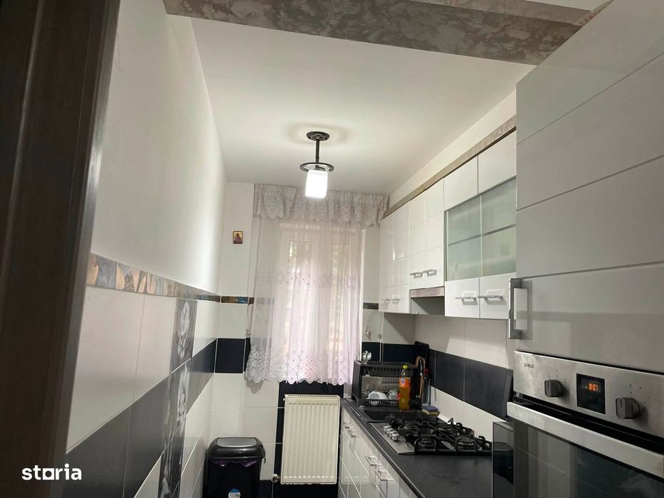 Apartament 3 camere Zona Sud - etaj 1/4- 59 mp- 70.000 euro negociabil