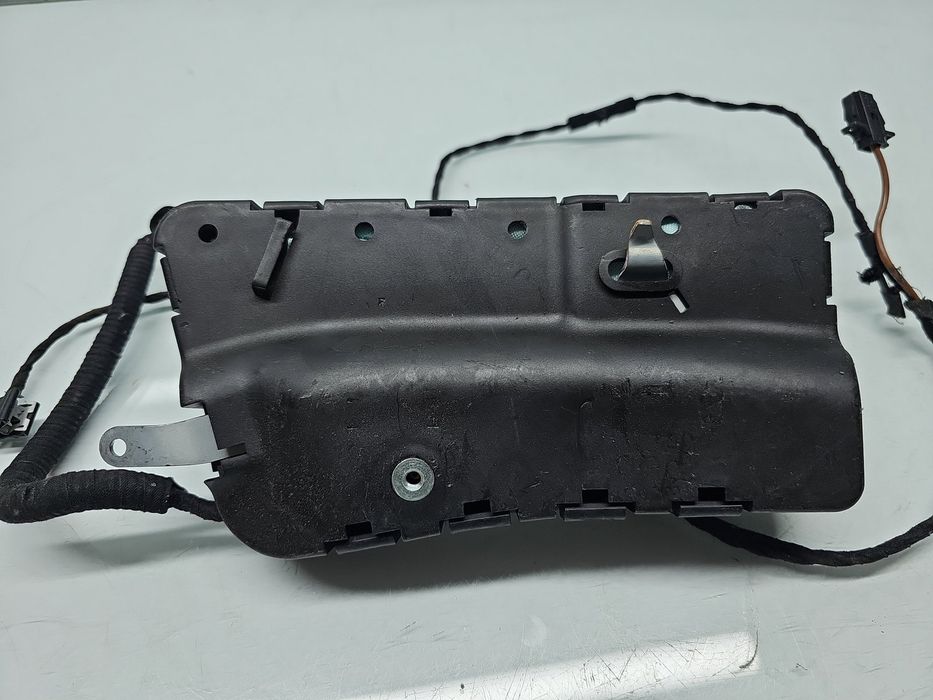 Airbag lateral dreapta Volkswagen Touareg (7LA, 7L6) [Fabr 2003-2010]