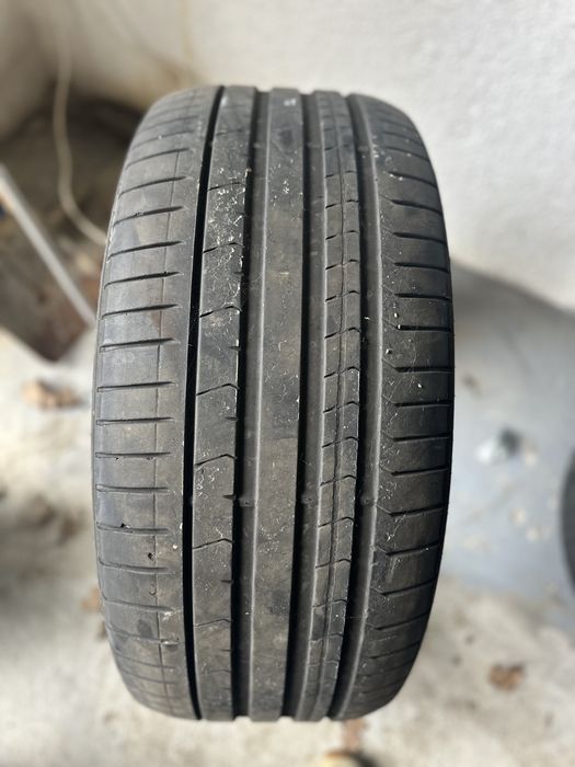 Anvelope pirelli vara 22’ ( bmw x5 sau x6 )