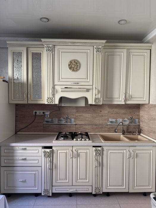 Продам кухонный гарнитур