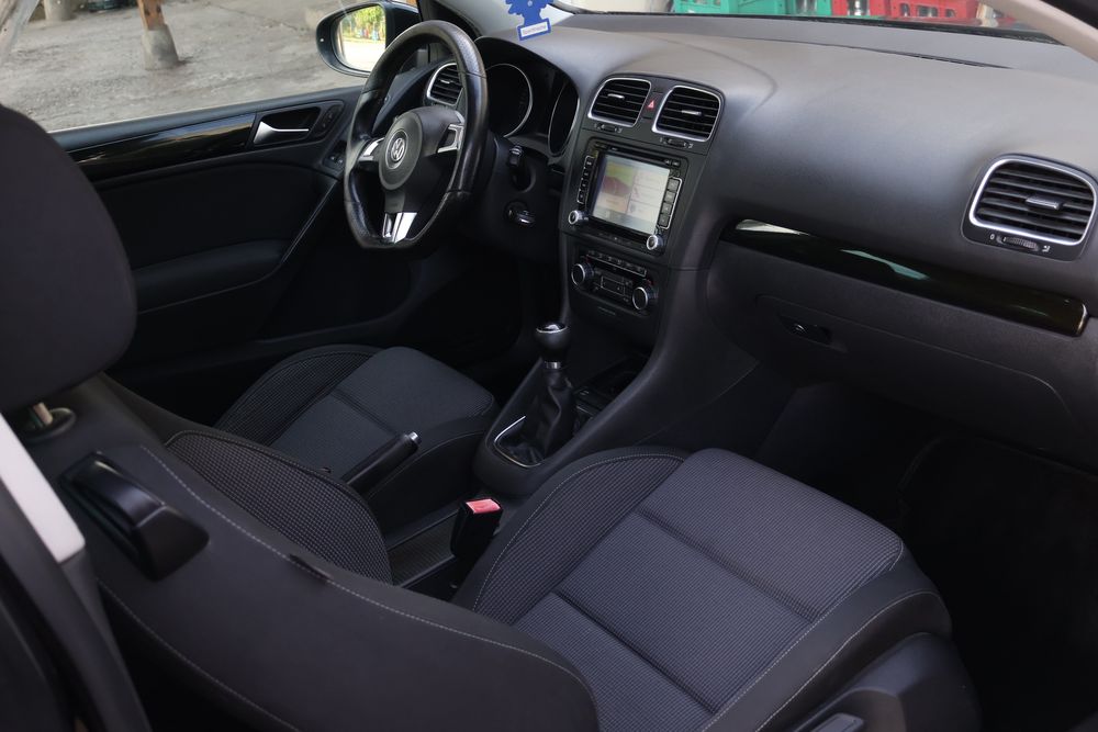 VW Golf  6 2.0d 140 к.с 2009