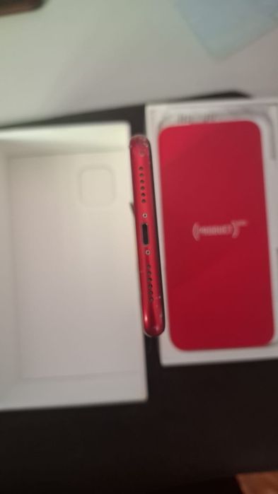 Продаю iPhone 11