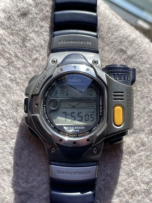 Casio Sea Pathfinder SPF-10 с инфрачервен термометър