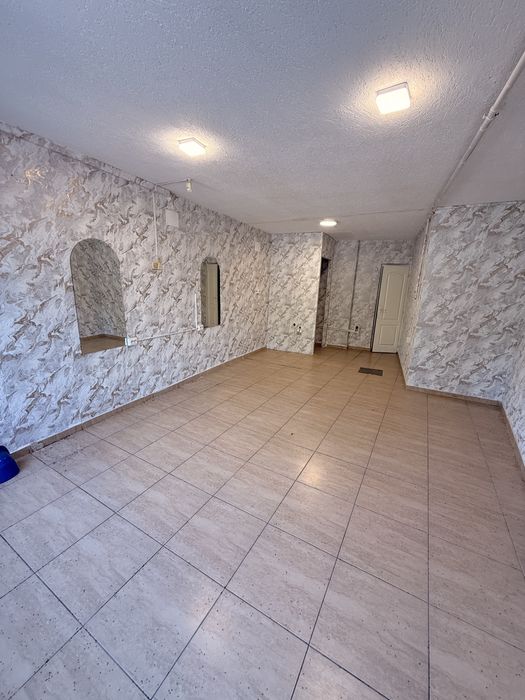 Inchiriere spatiu comercial stradal