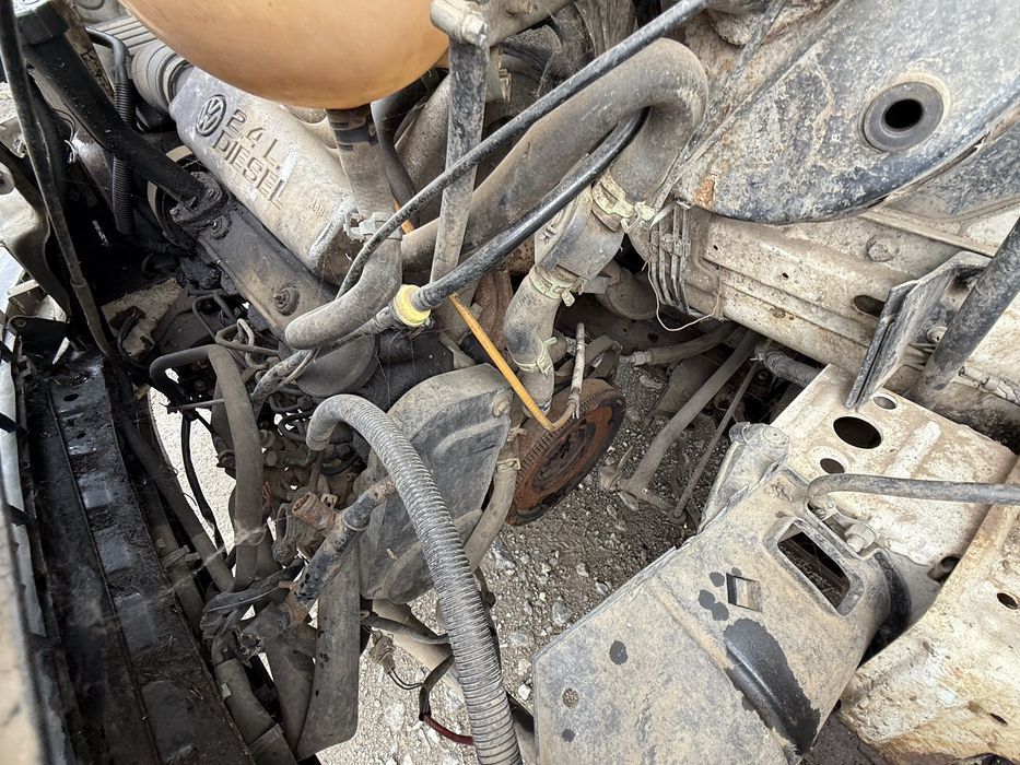 Мотор за  vw TRANSPORTER 2.4 D