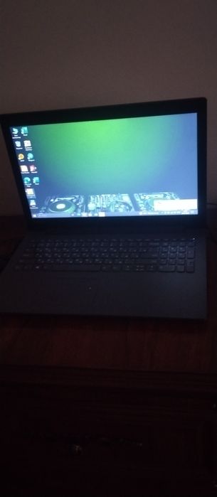 Noutbuk Sotiladi srochni.Nomi Lenovo narxi 2milon kelishamz