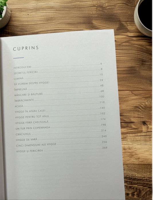 Carte mica enciclopedie hygge