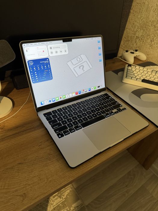 Macbook Air M2 (8-256)