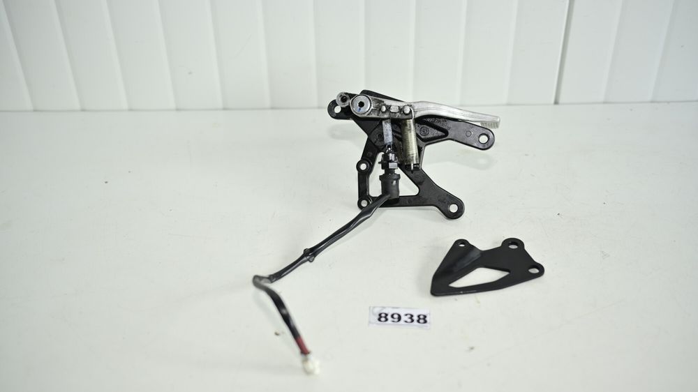Yamaha YZF R1M R1 2015 2019 Suport scarita dreapta cu pedala de frana