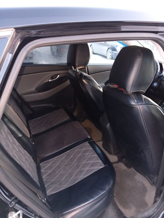 Автомобиль хундай ай30 в отличном состоянии