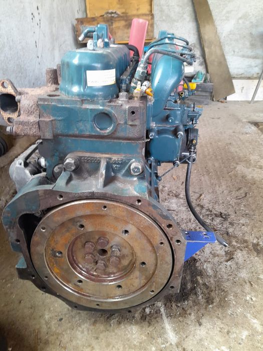 Motor kubota 4 pistoane