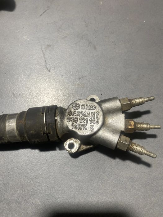 Preincalzitor apa 038121145 Volkswagen VW Passat 2000
