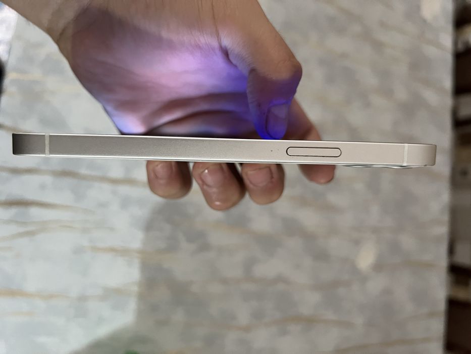 Iphone 12 хорошее состояние