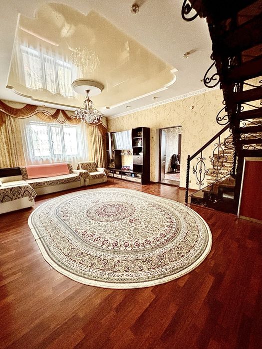 Продается мансардный дом