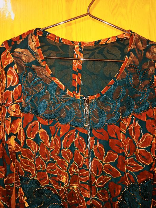 Украшенияли халат поча жуда чиройли