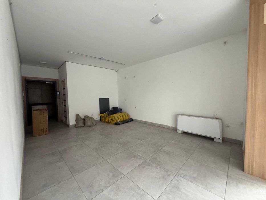 Продажа коммерческое помещения /Нежилое под кафе или офис