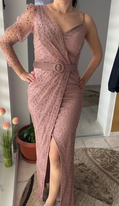 Rochie eleganta mărimea S-M